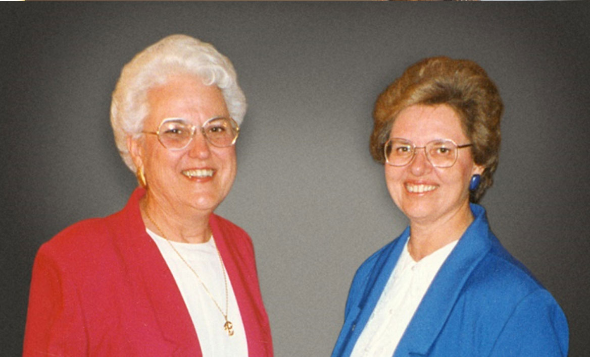 photo of School of Education retirees Elise Blankenship and Jean Lokerson