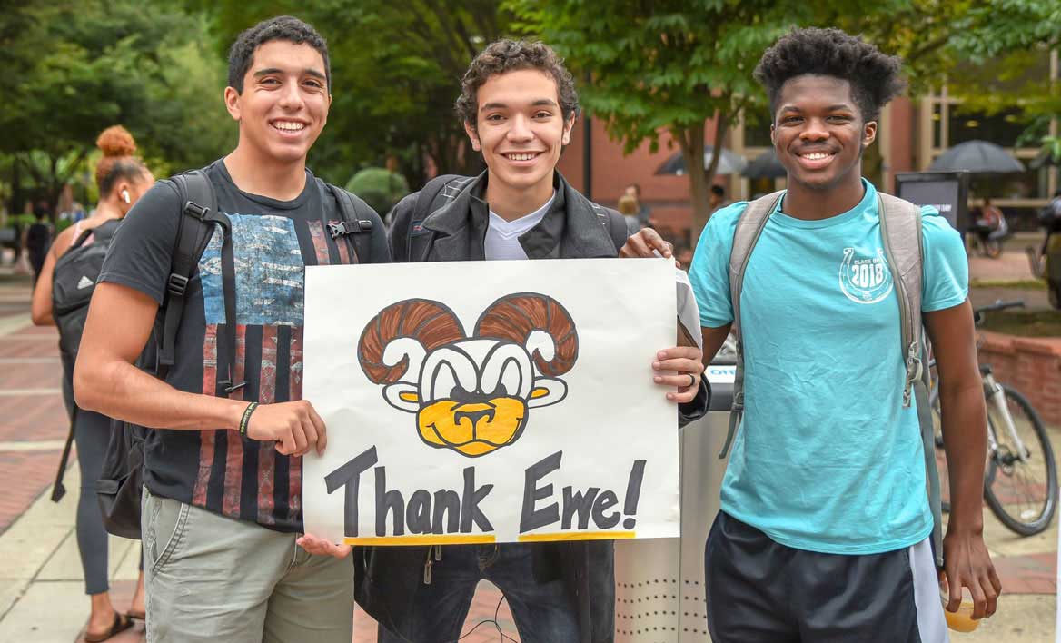 Photo of students at Thank a Donor Day 2018